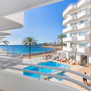 Apartamentos Mar y Playa
