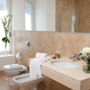 Habitación Estándar con 2 Camas Individuales